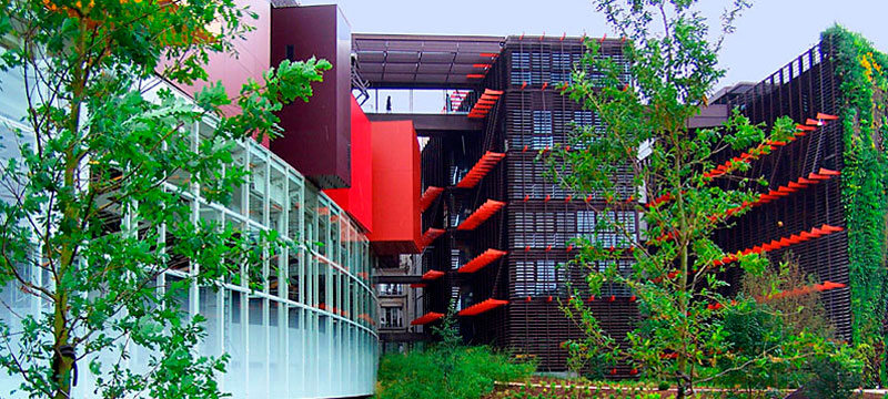the musee du quai branly in paris