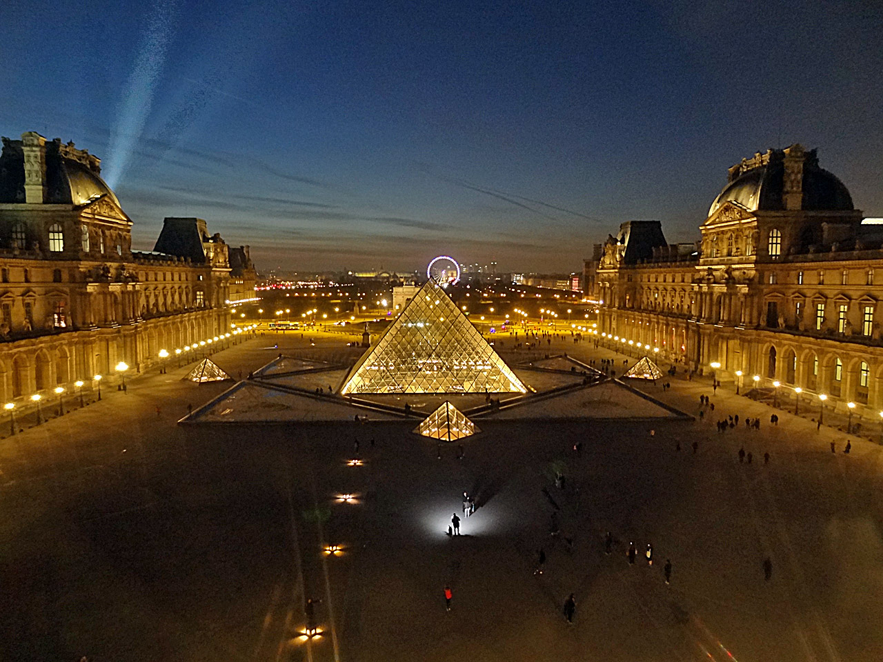 j'ai visité le musée du louvre